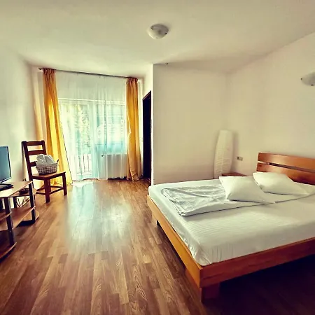 Cabana Miramonte Arieseni Vartop